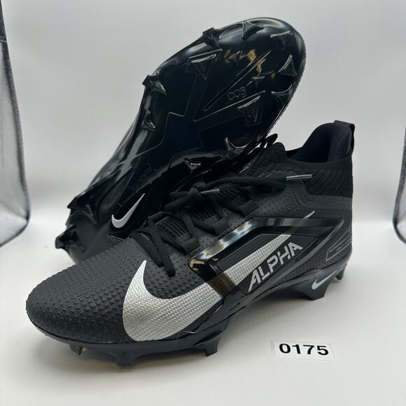 NIKE Men\'s 10.5 Alpha Elite 4 Menace Football Cleats FD7036-002